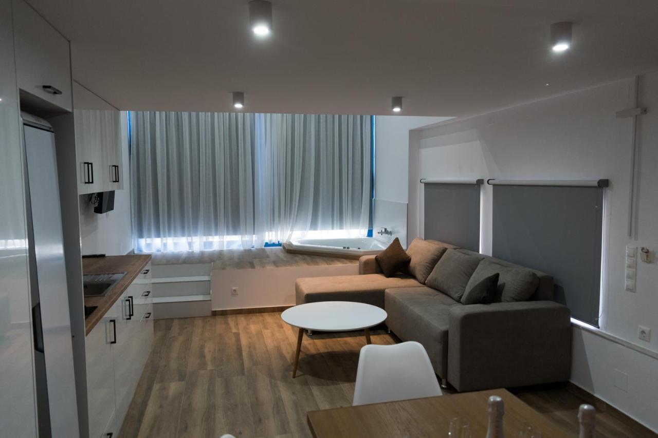 Gold Apartments بلاتانيز المظهر الخارجي الصورة