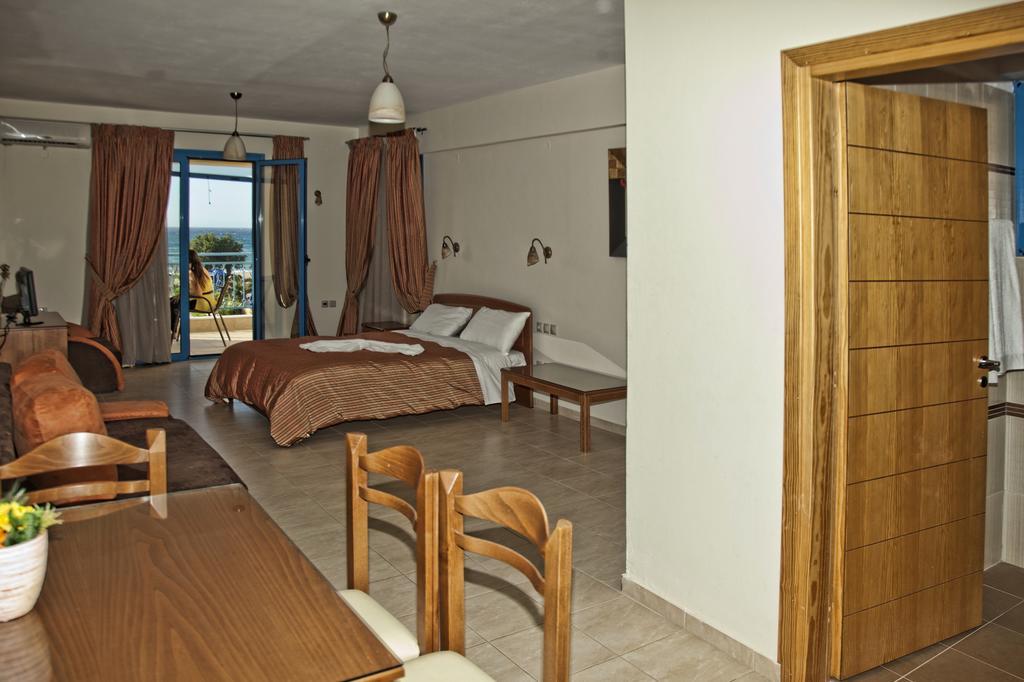 Gold Apartments بلاتانيز المظهر الخارجي الصورة