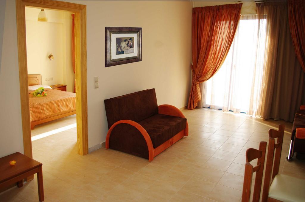 Gold Apartments بلاتانيز المظهر الخارجي الصورة