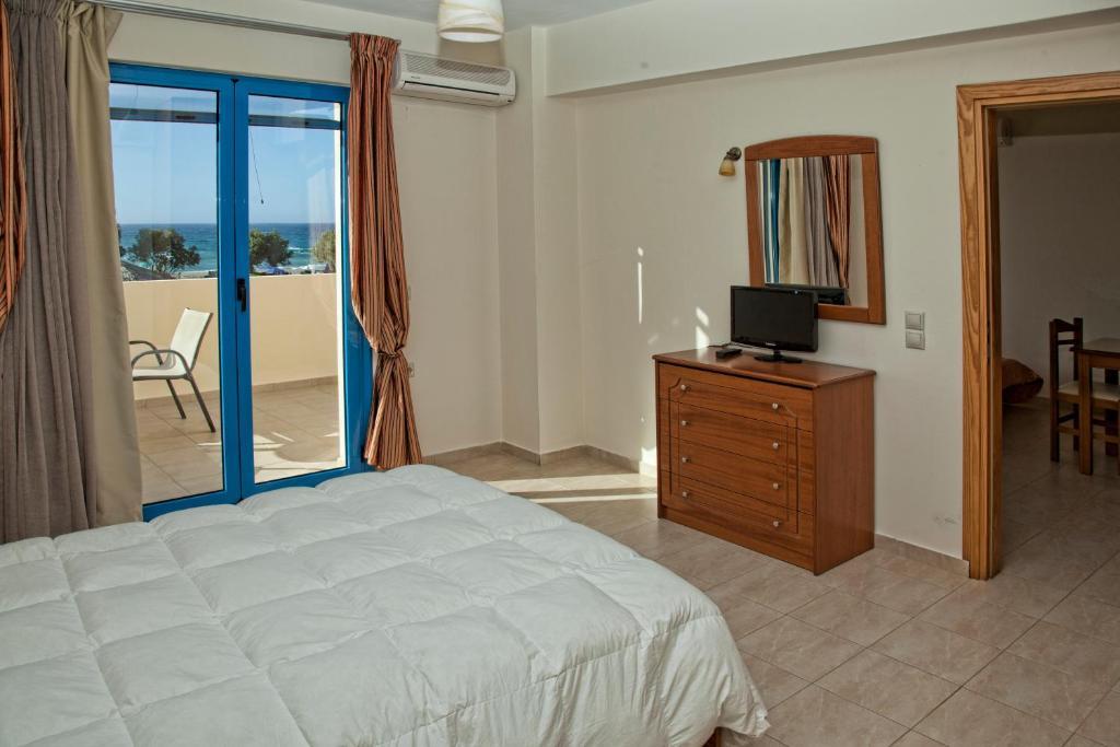 Gold Apartments بلاتانيز المظهر الخارجي الصورة