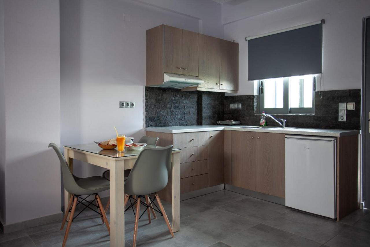 Gold Apartments بلاتانيز المظهر الخارجي الصورة